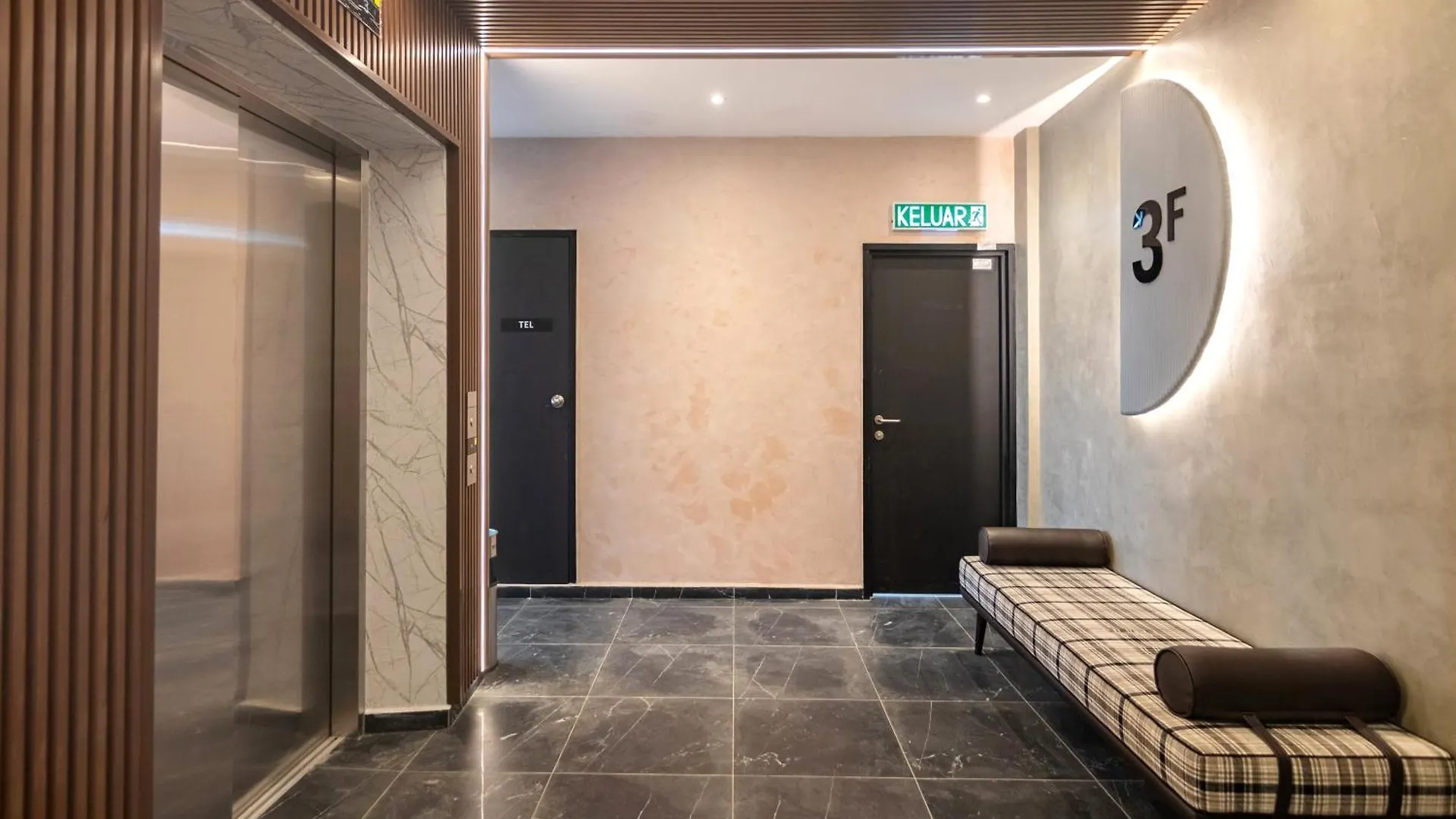 Bagan Suite バターワース