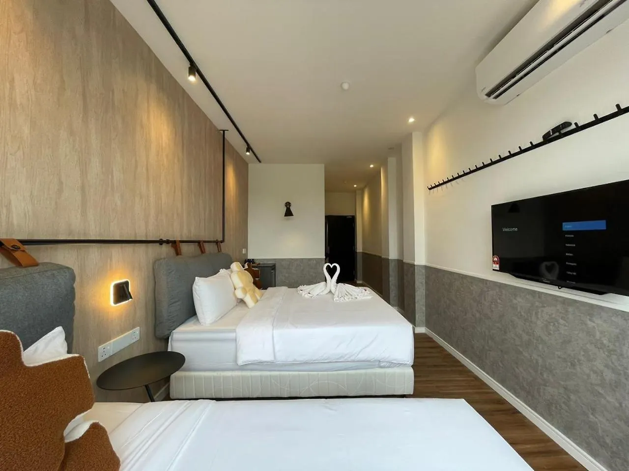 Bagan Suite バターワース