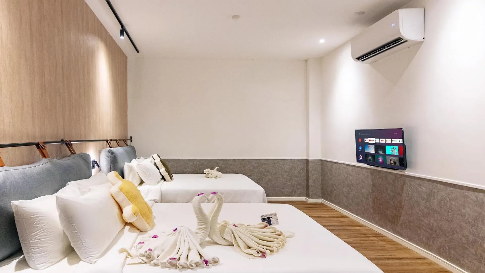 Bagan Suite Butterworth
